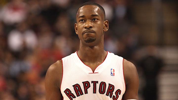 Video: Raptors' Terrence Ross skies high for alley-oop against Jazz