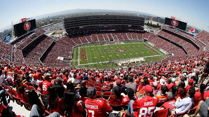 Fan dies after suffering heart attack at 49ers game