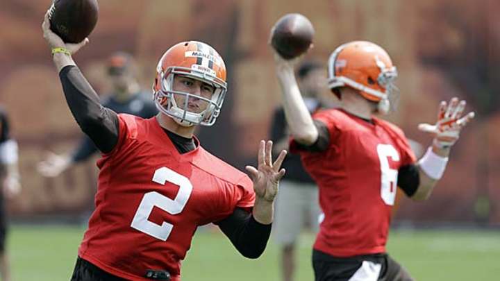 Cleveland Browns treating Johnny Manziel as third-string QB at OTAs