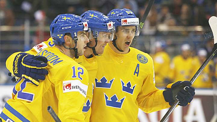Sweden tops Norway 2-1 at hockey's World Championships