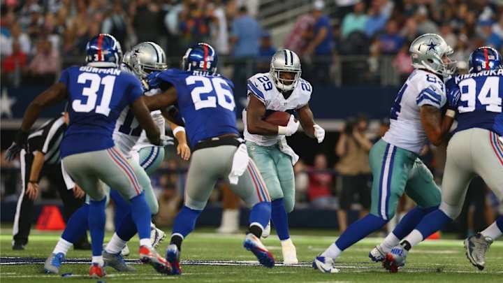 DeMarco Murray buys computers for Cowboys offensive line