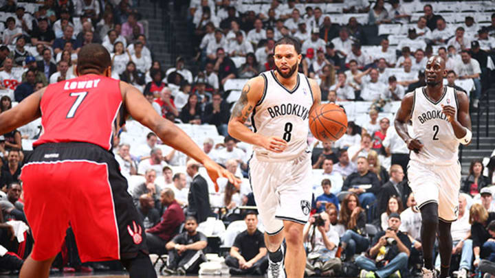 Listen: Nats manager Matt Williams rear-ended while doing radio interview