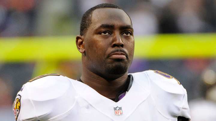 Colts DE Arthur Jones sustains high ankle sprain vs. Eagles