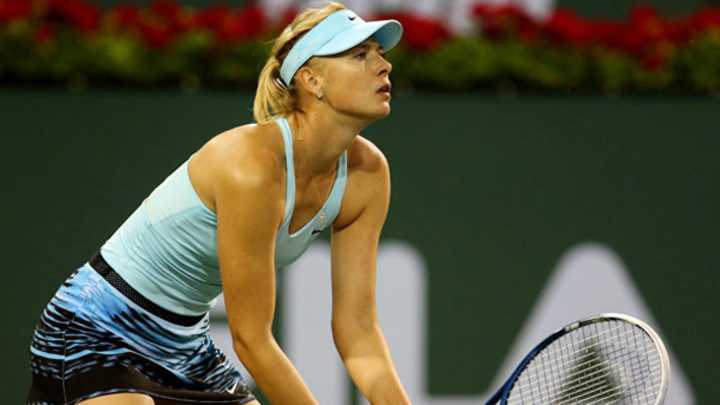 Maria Sharapova gives Andy Murray some fashion advice