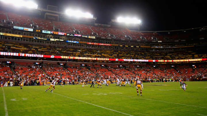 Redskins secondary raises hands in solidarity with Ferguson protestors