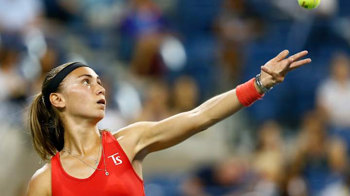Watch: Aleksandra Krunic wows the crowd with her defense