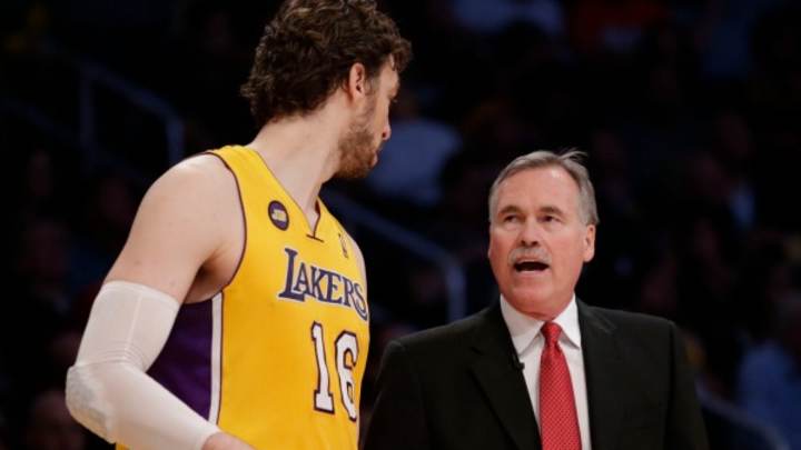 Mike D'Antoni calls Pau Gasol's comments about discipline 'disturbing' Mike D'Antoni calls Pau Gasol's comments about discipline 'disturbing'