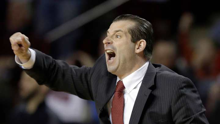 UMass extends coach Derek Kellogg's contract through 2018-19 season UMass extends coach Derek Kellogg's contract through 2018-19 season