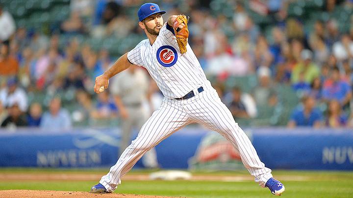 Daily fantasy baseball: Start Arrieta, Abreu to win today's games