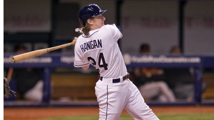 Padres trade C Ryan Hanigan to Red Sox for infielder Will Middlebrooks