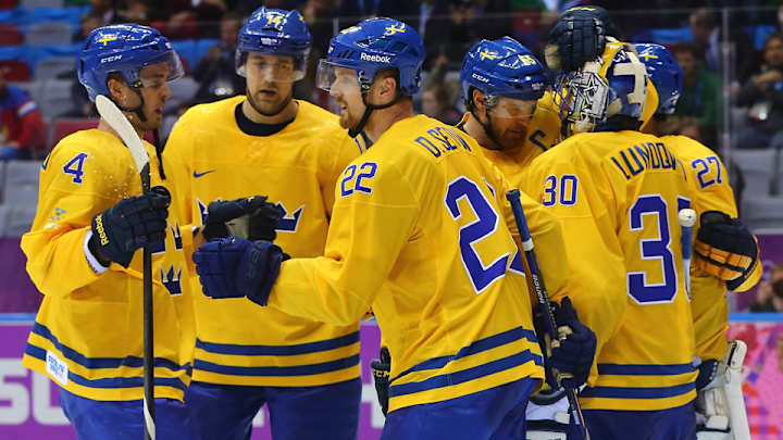 Short-handed Sweden beats Switzerland 1-0 Short-handed Sweden beats Switzerland 1-0