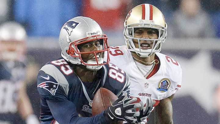 San Francisco 49ers sign wide receiver Brandon Lloyd