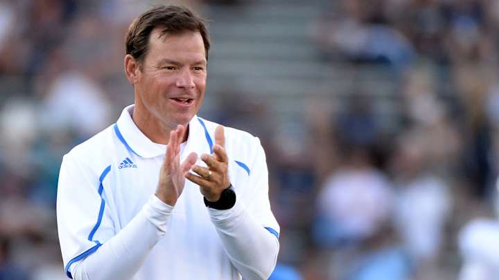 Jim Mora: Texas offered to fly parents on private jet if he took job