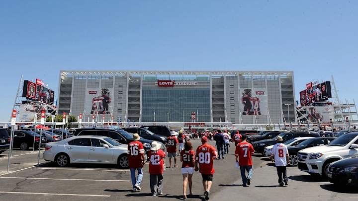 Did Levi's Stadium run out of food during its first game?