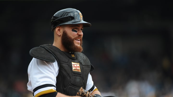 Report: Chicago Cubs to target free-agent catcher Russell Martin Report: Chicago Cubs to target free-agent catcher Russell Martin
