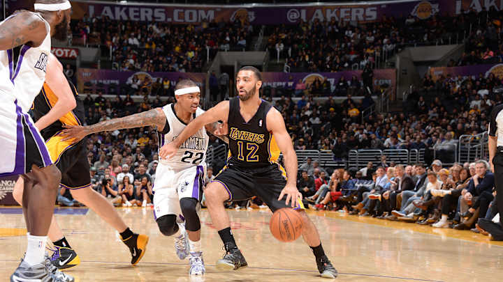 Bucks reportedly will pick PG Kendall Marshall off waivers