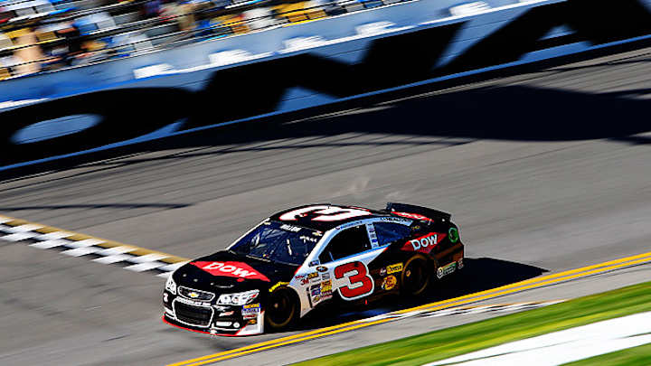 Austin Dillon wins Daytona 500 pole in No. 3 car