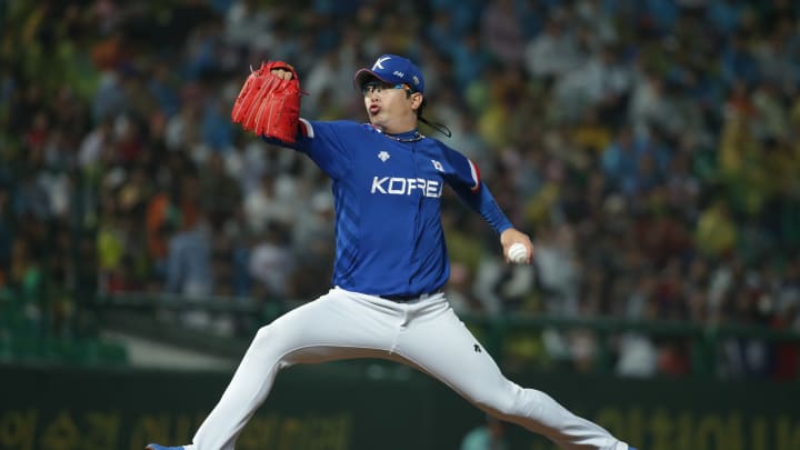 Report: Top Korean pitcher Hyeon-jong Yang will be posted on Monday