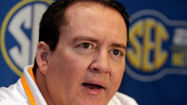Report: NCAA to interview Vols coach Donnie Tyndall about extra benefits