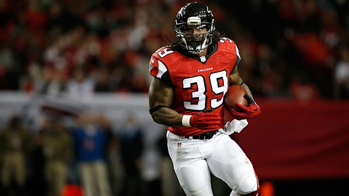 Report: Falcons RB Steven Jackson expected to miss game vs. Panthers
