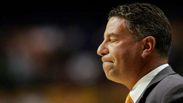 Behold the Many Faces of Bruce Pearl