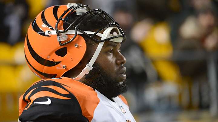 Bengals' Marvin Lewis unsure of Andre Smith's status for opener