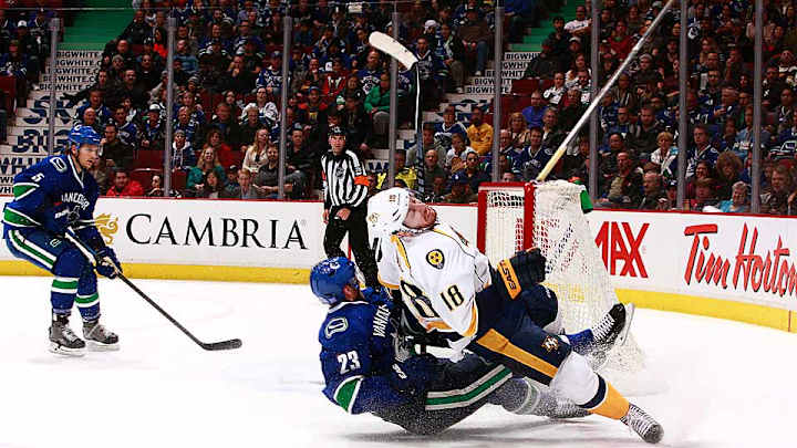 Will diver James Neal change his ways?; Habs honor a legend; more