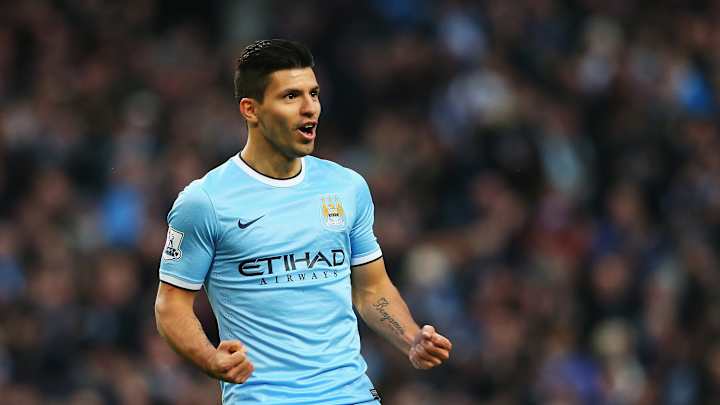 Manchester City signs Sergio Agüero to five-year deal