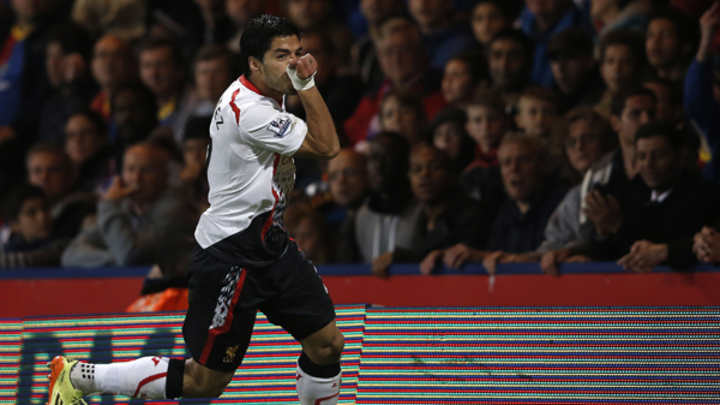 Reports: Luis Suarez has knee surgery, World Cup status in question