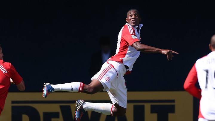 Doneil Henry sold to European team, remains with Toronto FC