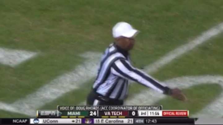 NCAA ref looks very unsure of this first down signal NCAA ref looks very unsure of this first down signal