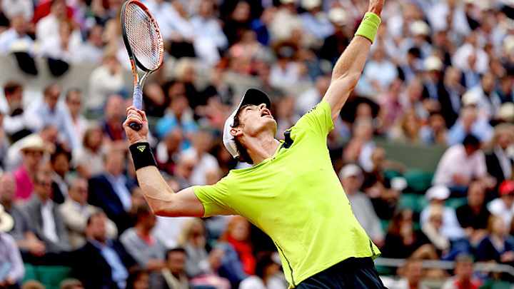 Murray gives away a point during fourth-round win against Verdasco