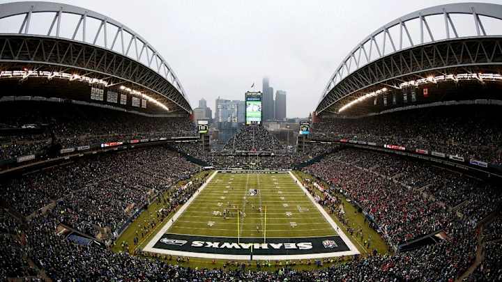 Seahawks to wear decals honoring Marysville-Pilchuck High School