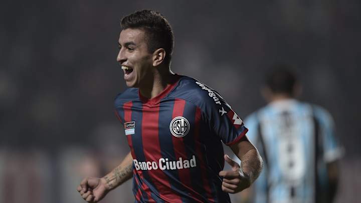 San Lorenzo's Ángel Correa to miss six months after heart surgery