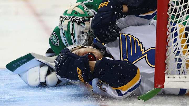 St. Louis Blues' David Backes and T.J. Oshie out with concussions