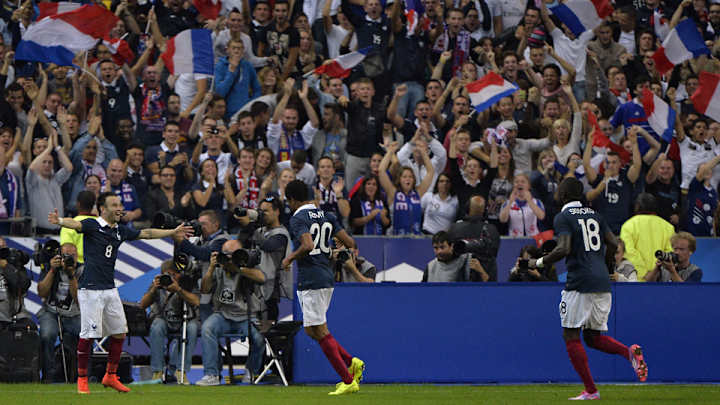 Spain's rebuilding woes, Paul Pogba's growth continue in France's win