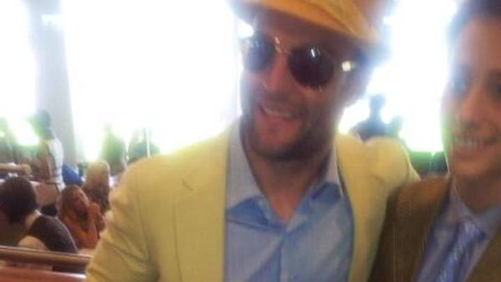 Wes Welker Was Handing Out C-Notes at Churchill Downs After Winning Big at the Kentucky Derby Wes Welker Was Handing Out C-Notes at Churchill Downs After Winning Big at the Kentucky Derby