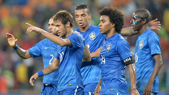 Neymar hat trick leads Brazil to rout of South Africa