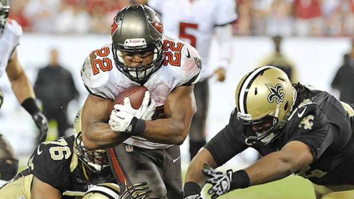Doug Martin announces he is medically cleared to return from shoulder injury