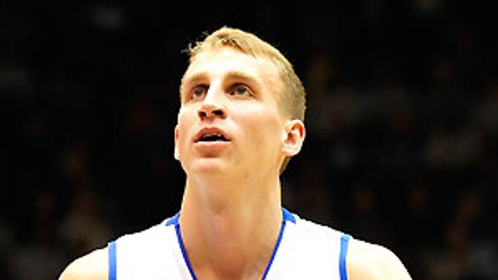 Forget freshmen, transfers are the new prized recruits in college hoops