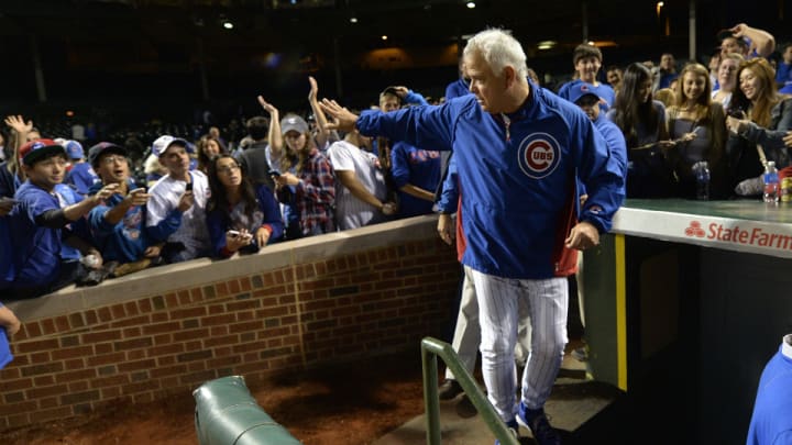 Cubs fire manager Rick Renteria