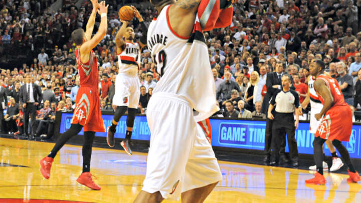 Playbook mechanics: Dissecting Damian Lillard's series-ending buzzer-beater Playbook mechanics: Dissecting Damian Lillard's series-ending buzzer-beater