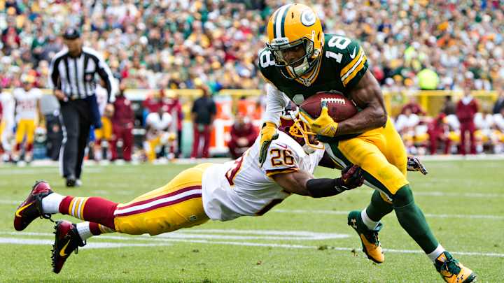Packers will use receiver Randall Cobb on punt returns