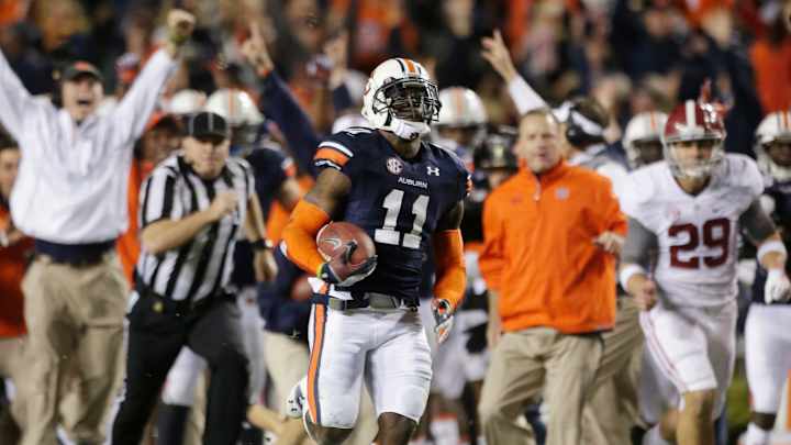 Chris Davis' helmet from Iron Bowl kick return to be auctioned Chris Davis' helmet from Iron Bowl kick return to be auctioned