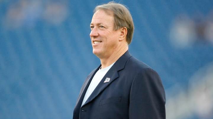 Hall of Fame QB Jim Kelly will not have surgery for cancer