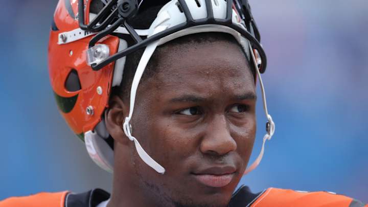 Father of Bengals' Carlos Dunlap has over $30,000 of memorabilia stolen