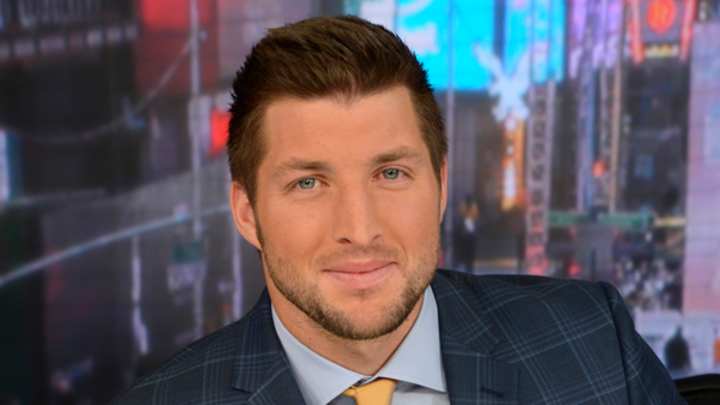 Tim Tebow Could Return to Denver to Play Quarterback* (*Not for the Broncos)