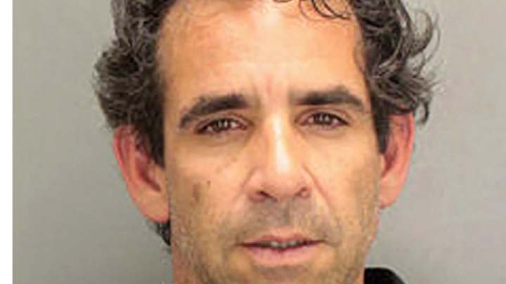 Biogenesis founder Tony Bosch to plead guilty to distributing steroids Biogenesis founder Tony Bosch to plead guilty to distributing steroids