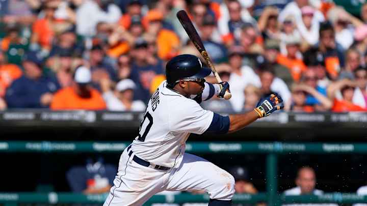 Tigers OF Rajai Davis hoping to play Game 1 of ALDS