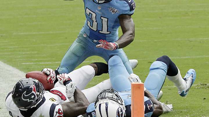 Safety Bernard Pollard says Titans 'sucked' last season Safety Bernard Pollard says Titans 'sucked' last season